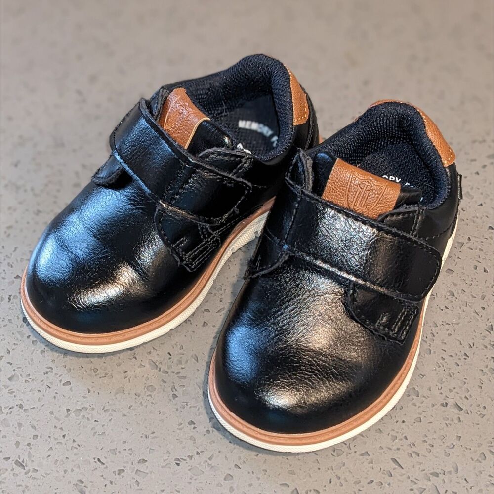 Toddler Boys Dress Shoes Black Leather 6W London Underground Lil Airflex